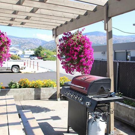 Plaza Motel Penticton Kültér fotó