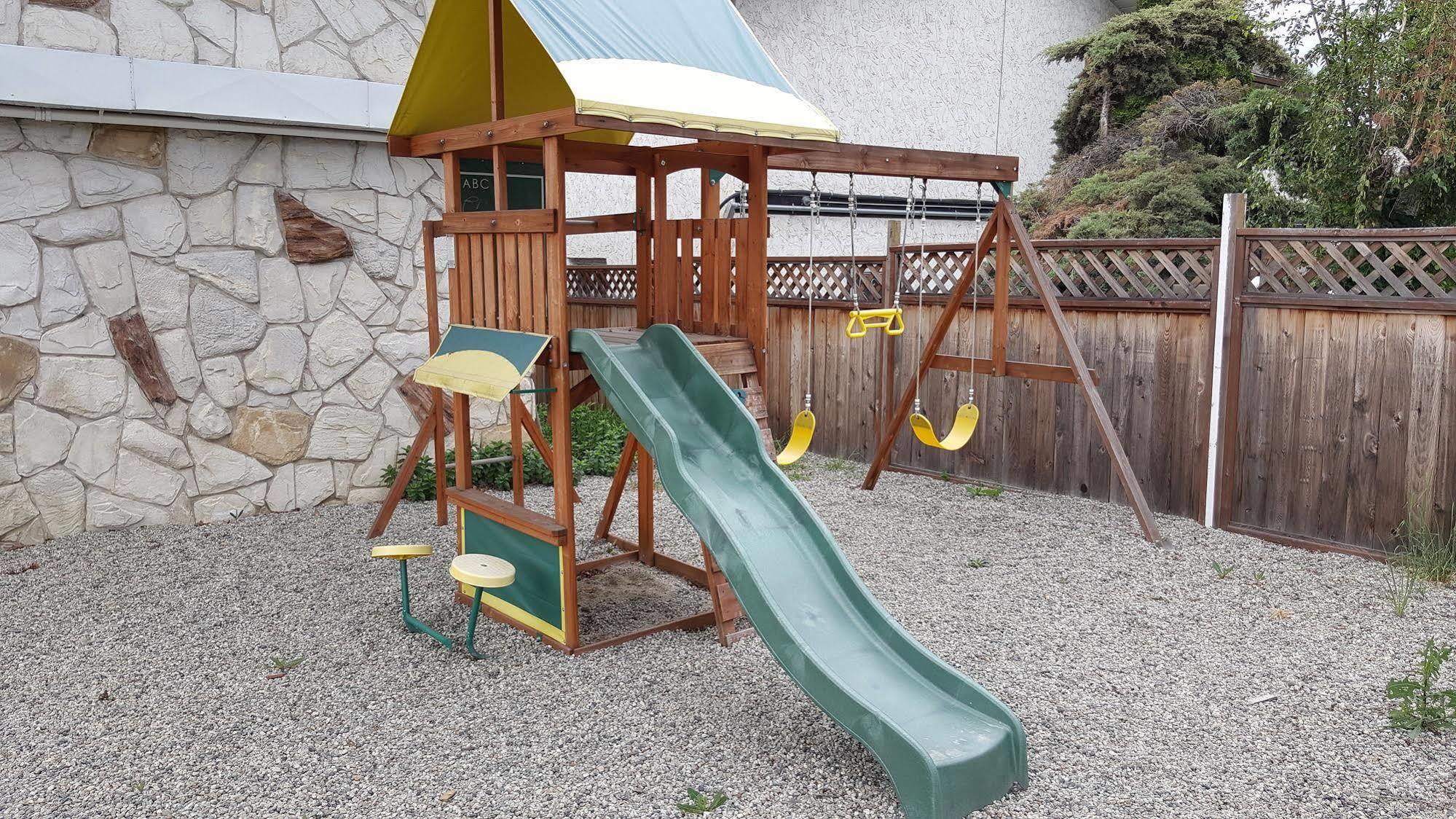 Plaza Motel Penticton Kültér fotó