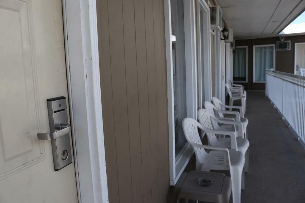 Plaza Motel Penticton Kültér fotó